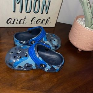 Toddler boys crocs